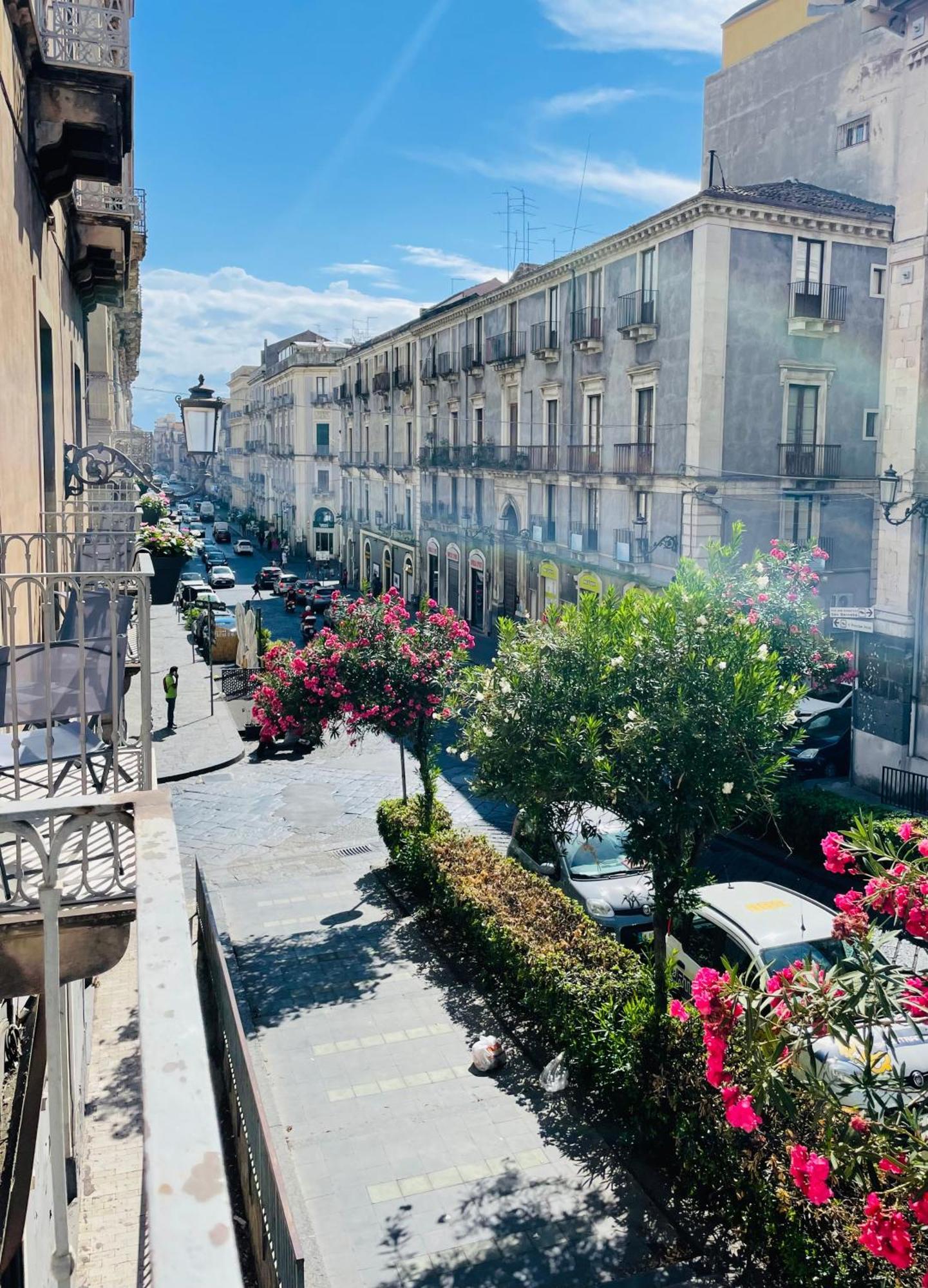 Bed and Breakfast Opera Boutique Катания Экстерьер фото